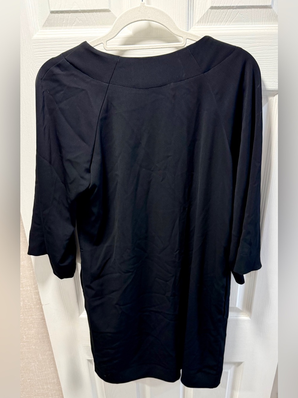 Donna Ricco EUC Black Shift Dress Size 8 Minimalist V Neck Career Chic - Picture 3 of 8